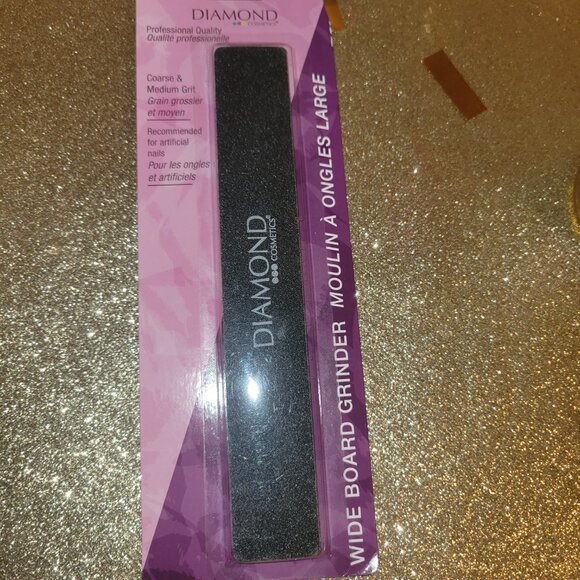 2/$5 Diamond Cosmetics Wide Board Grinder - Picture 2 of 3